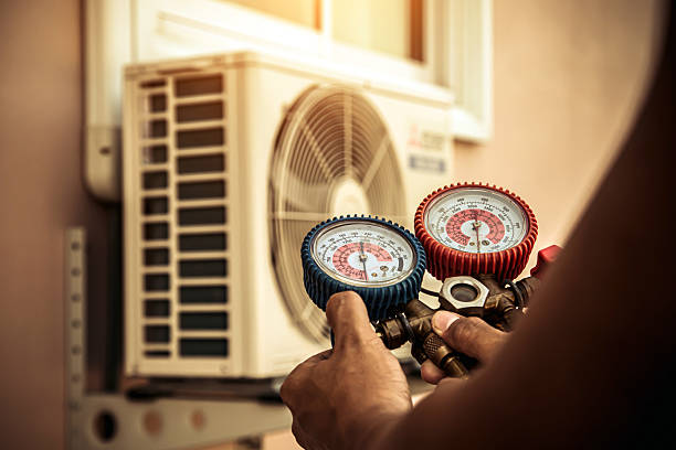 Professional Hvac technician working in Siler City, NC